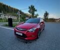 Красный Хендай i30, объемом двигателя 1.4 л и пробегом 230 тыс. км за 6800 $, фото 1 на Automoto.ua