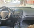Червоний Хендай i30, об'ємом двигуна 1.6 л та пробігом 292 тис. км за 7999 $, фото 5 на Automoto.ua