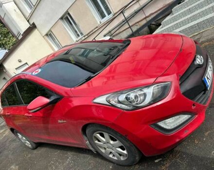 Хендай i30 2013 в Яворове на Automoto.ua Красный Хендай i30, объемом двигателя 1.6 л и пробегом 346 тыс. км за 4200 $, фото 2 на Automoto.ua