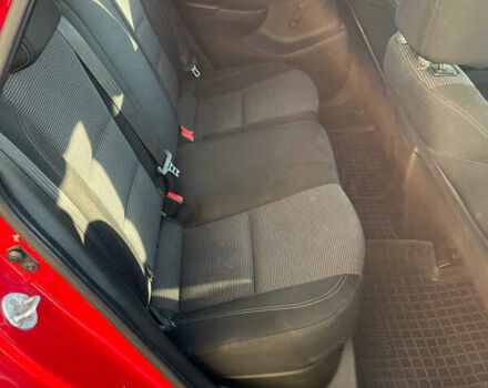 Красный Хендай i30, объемом двигателя 1.4 л и пробегом 190 тыс. км за 6900 $, фото 9 на Automoto.ua