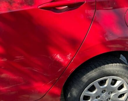 Хендай i30 2013 в Киеве на Automoto.ua Красный Хендай i30, объемом двигателя 1.6 л и пробегом 192 тыс. км за 3574 $, фото 9 на Automoto.ua