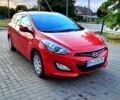 Красный Хендай i30, объемом двигателя 1.4 л и пробегом 148 тыс. км за 7600 $, фото 2 на Automoto.ua