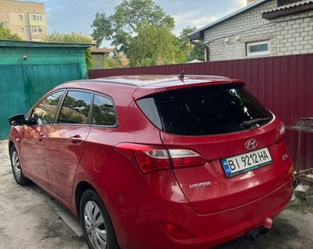 Красный Хендай i30, объемом двигателя 1.4 л и пробегом 254 тыс. км за 6100 $, фото 6 на Automoto.ua