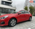 Красный Хендай i30, объемом двигателя 1.4 л и пробегом 240 тыс. км за 10500 $, фото 7 на Automoto.ua
