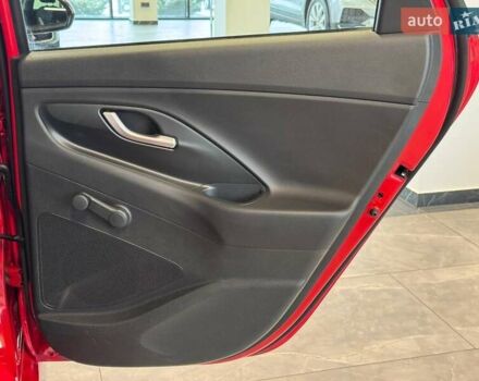 Красный Хендай i30, объемом двигателя 1.58 л и пробегом 108 тыс. км за 16490 $, фото 21 на Automoto.ua