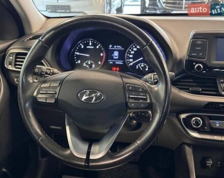 Красный Хендай i30, объемом двигателя 1.58 л и пробегом 108 тыс. км за 16190 $, фото 16 на Automoto.ua