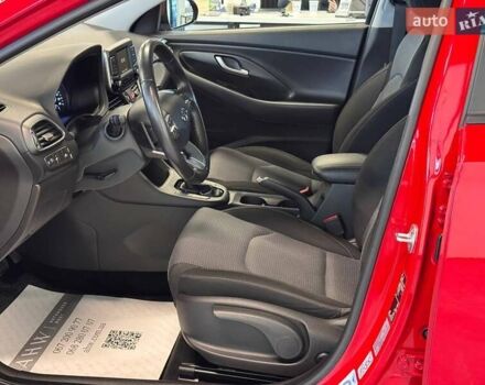 Червоний Хендай i30, об'ємом двигуна 1.58 л та пробігом 108 тис. км за 16490 $, фото 27 на Automoto.ua