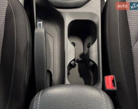 Червоний Хендай i30, об'ємом двигуна 1.58 л та пробігом 108 тис. км за 16490 $, фото 38 на Automoto.ua