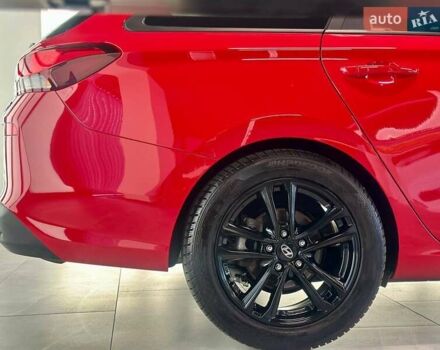 Красный Хендай i30, объемом двигателя 1.58 л и пробегом 108 тыс. км за 16490 $, фото 7 на Automoto.ua