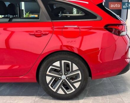 Червоний Хендай i30, об'ємом двигуна 1.58 л та пробігом 108 тис. км за 16490 $, фото 6 на Automoto.ua