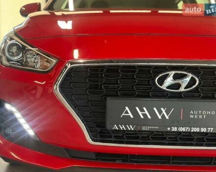 Червоний Хендай i30, об'ємом двигуна 1.58 л та пробігом 108 тис. км за 16490 $, фото 2 на Automoto.ua