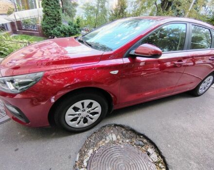 Красный Хендай i30, объемом двигателя 1.5 л и пробегом 33 тыс. км за 18000 $, фото 4 на Automoto.ua