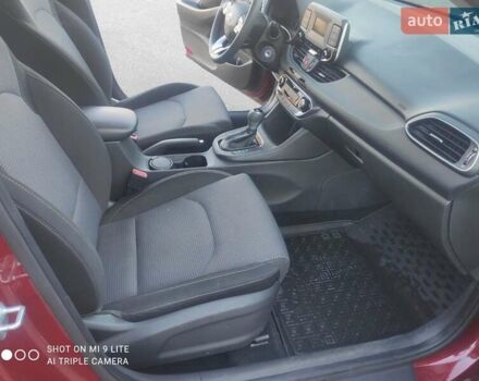 Красный Хендай i30, объемом двигателя 1.5 л и пробегом 33 тыс. км за 16700 $, фото 19 на Automoto.ua