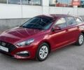 Красный Хендай i30, объемом двигателя 1.5 л и пробегом 36 тыс. км за 16350 $, фото 1 на Automoto.ua