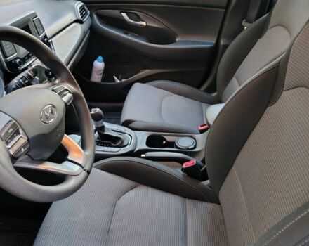 Красный Хендай i30, объемом двигателя 1.5 л и пробегом 33 тыс. км за 18000 $, фото 8 на Automoto.ua