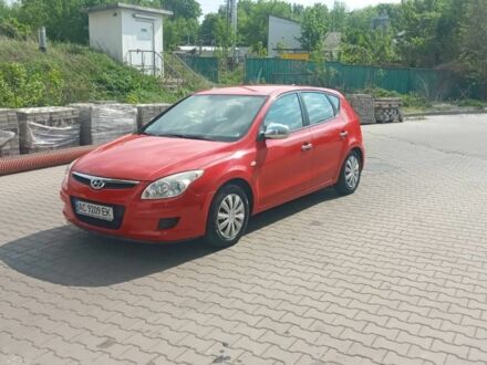 Хендай i30 2007 в Киеве на Automoto.ua Красный Хендай i30, объемом двигателя 1.4 л и пробегом 175 тыс. км за 5000 $, фото 1 на Automoto.ua