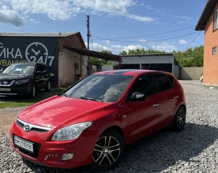 Красный Хендай i30, объемом двигателя 1.6 л и пробегом 191 тыс. км за 5700 $, фото 1 на Automoto.ua