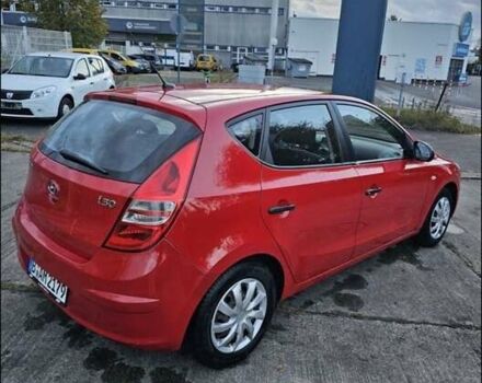 Красный Хендай i30, объемом двигателя 1.4 л и пробегом 197 тыс. км за 4047 $, фото 1 на Automoto.ua