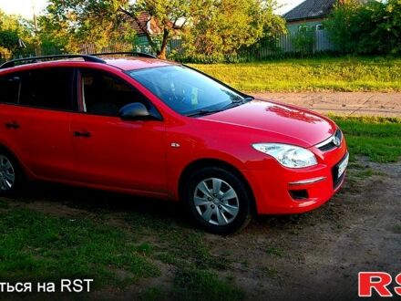 Червоний Хендай i30, об'ємом двигуна 1.6 л та пробігом 0 тис. км за 6000 $, фото 1 на Automoto.ua