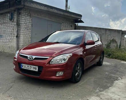 Красный Хендай i30, объемом двигателя 1.6 л и пробегом 186 тыс. км за 6399 $, фото 1 на Automoto.ua