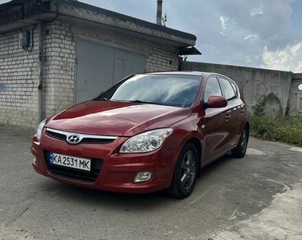 Красный Хендай i30, объемом двигателя 1.6 л и пробегом 186 тыс. км за 6500 $, фото 1 на Automoto.ua