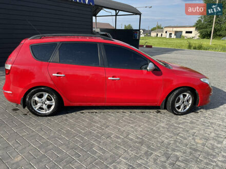 Хендай i30 2008 в Корце на Automoto.ua Красный Хендай i30, объемом двигателя 1.6 л и пробегом 220 тыс. км за 5000 $, фото 1 на Automoto.ua