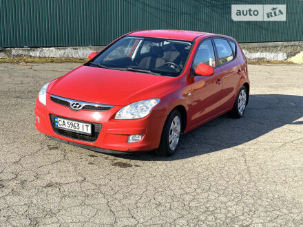 Хендай i30 2008 в Корсунь-Шевченковском на Automoto.ua Красный Хендай i30, объемом двигателя 1.6 л и пробегом 176 тыс. км за 4900 $, фото 1 на Automoto.ua