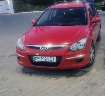Красный Хендай i30, объемом двигателя 1.4 л и пробегом 311 тыс. км за 5000 $, фото 1 на Automoto.ua