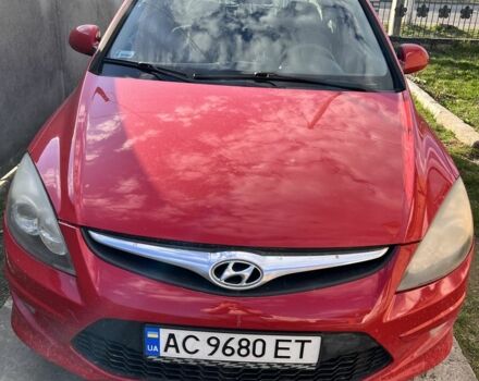Красный Хендай i30, объемом двигателя 1.6 л и пробегом 3 тыс. км за 6200 $, фото 1 на Automoto.ua