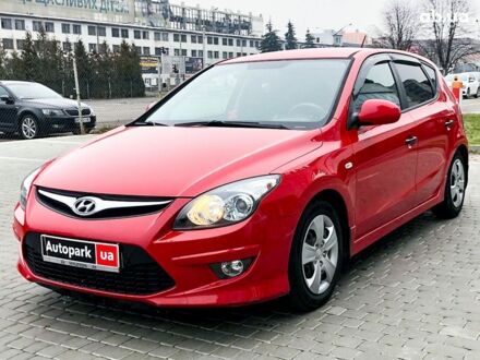 Хендай i30 2011 у Львові на Automoto.ua Червоний Хендай i30, об'ємом двигуна 1.4 л та пробігом 98 тис. км за 7690 $, фото 1 на Automoto.ua