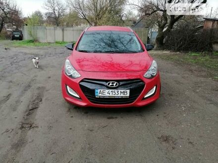 Червоний Хендай i30, об'ємом двигуна 1.6 л та пробігом 220 тис. км за 8500 $, фото 1 на Automoto.ua