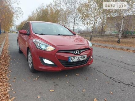 Хендай i30 2013 у Запоріжжя на Automoto.ua Червоний Хендай i30, об'ємом двигуна 0 л та пробігом 108 тис. км за 8800 $, фото 1 на Automoto.ua