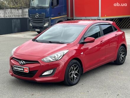 Хендай i30 2013 в Киеве на Automoto.ua Красный Хендай i30, объемом двигателя 1.4 л и пробегом 122 тыс. км за 9790 $, фото 1 на Automoto.ua