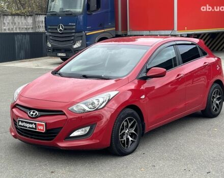 Хендай i30 2013 в Киеве на Automoto.ua Красный Хендай i30, объемом двигателя 1.4 л и пробегом 122 тыс. км за 9790 $, фото 1 на Automoto.ua
