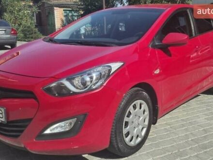 Хендай i30 2014 в Виннице на Automoto.ua Красный Хендай i30, объемом двигателя 1.4 л и пробегом 155 тыс. км за 7600 $, фото 1 на Automoto.ua