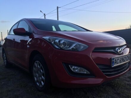 Хендай i30 2014 в Луцке на Automoto.ua Красный Хендай i30, объемом двигателя 1.4 л и пробегом 200 тыс. км за 6700 $, фото 1 на Automoto.ua