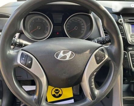 Хендай i30, объемом двигателя 1.6 л и пробегом 201 тыс. км за 8200 $, фото 11 на Automoto.ua
