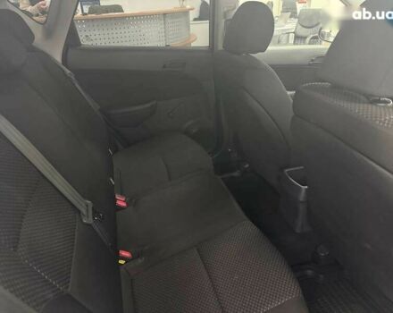 Хендай i30, объемом двигателя 1.4 л и пробегом 202 тыс. км за 5990 $, фото 22 на Automoto.ua