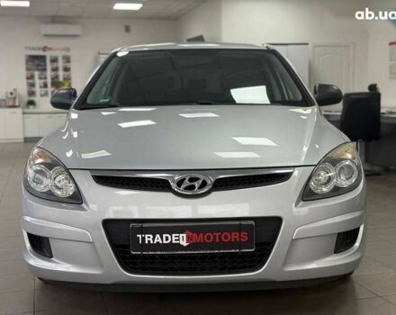 Хендай i30, объемом двигателя 1.4 л и пробегом 202 тыс. км за 5990 $, фото 3 на Automoto.ua