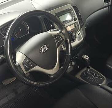 Хендай i30, объемом двигателя 1.98 л и пробегом 225 тыс. км за 7499 $, фото 22 на Automoto.ua