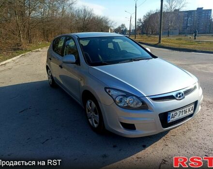 Хендай i30, объемом двигателя 1.4 л и пробегом 209 тыс. км за 5800 $, фото 7 на Automoto.ua