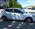 Хендай i30, объемом двигателя 1.4 л и пробегом 123 тыс. км за 5499 $, фото 4 на Automoto.ua