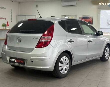 Хендай i30, объемом двигателя 1.4 л и пробегом 202 тыс. км за 5990 $, фото 7 на Automoto.ua