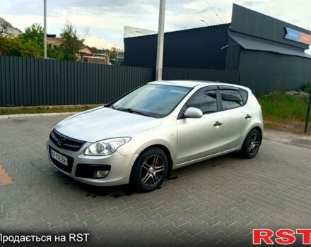 Хендай i30, объемом двигателя 1.4 л и пробегом 170 тыс. км за 4999 $, фото 2 на Automoto.ua