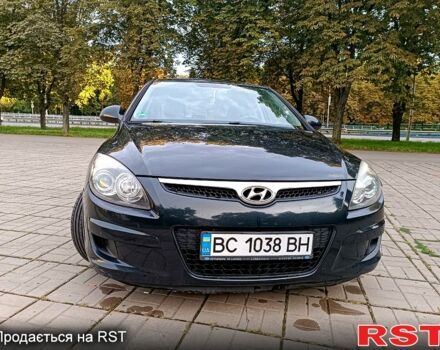 Хендай i30, объемом двигателя 1.4 л и пробегом 311 тыс. км за 5300 $, фото 2 на Automoto.ua