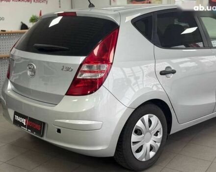 Хендай i30, объемом двигателя 1.4 л и пробегом 202 тыс. км за 5990 $, фото 8 на Automoto.ua