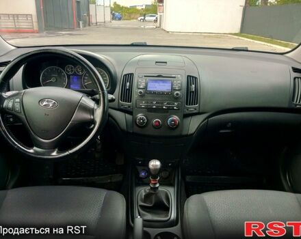 Хендай i30, объемом двигателя 1.4 л и пробегом 170 тыс. км за 4999 $, фото 10 на Automoto.ua