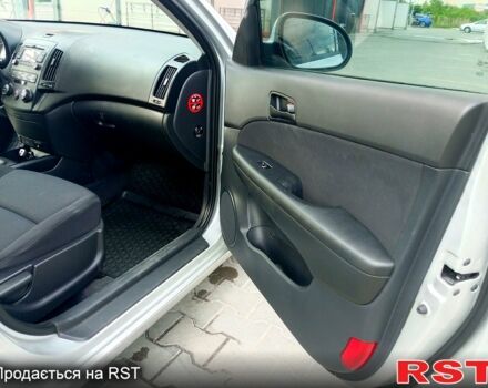 Хендай i30, объемом двигателя 1.4 л и пробегом 170 тыс. км за 4999 $, фото 11 на Automoto.ua