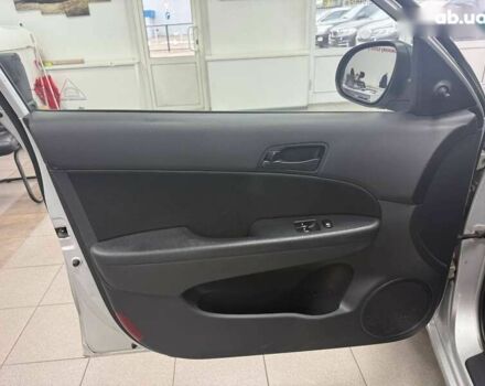 Хендай i30, объемом двигателя 1.4 л и пробегом 202 тыс. км за 5990 $, фото 14 на Automoto.ua