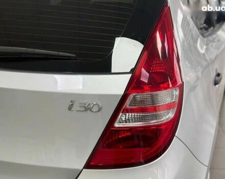 Хендай i30, объемом двигателя 1.4 л и пробегом 202 тыс. км за 5990 $, фото 9 на Automoto.ua